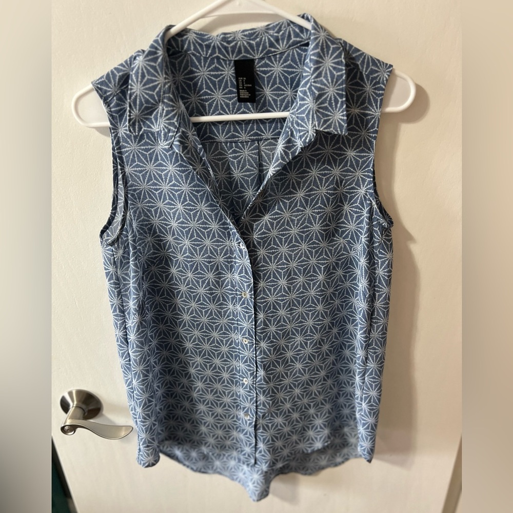 H&M Shirt.